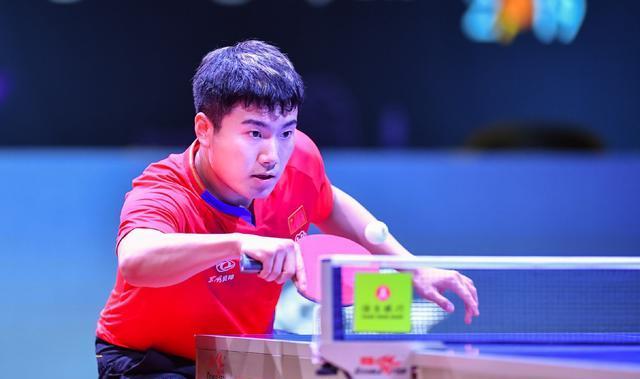 经济状况的 经济状况的