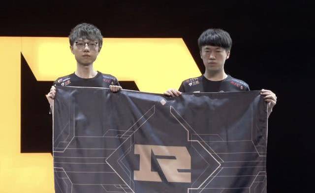 戏称其为 戏称其为